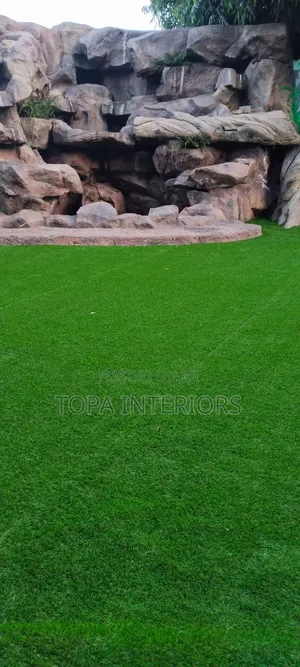 Green Floor Carpets for Restaurants and Gardens Artificial Grass Decor