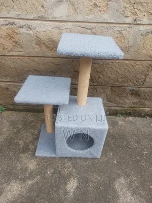 Cat Tree House With Scratching Post and Lounge