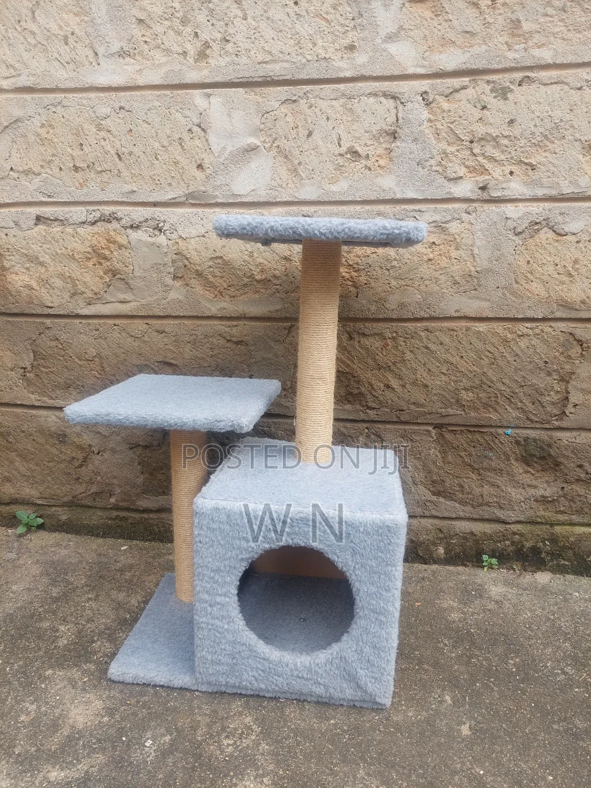 Cat Tree House With Scratching Post and Lounge