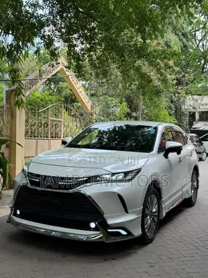 Toyota Harrier Hybrid Z Leather Package 2022 White
