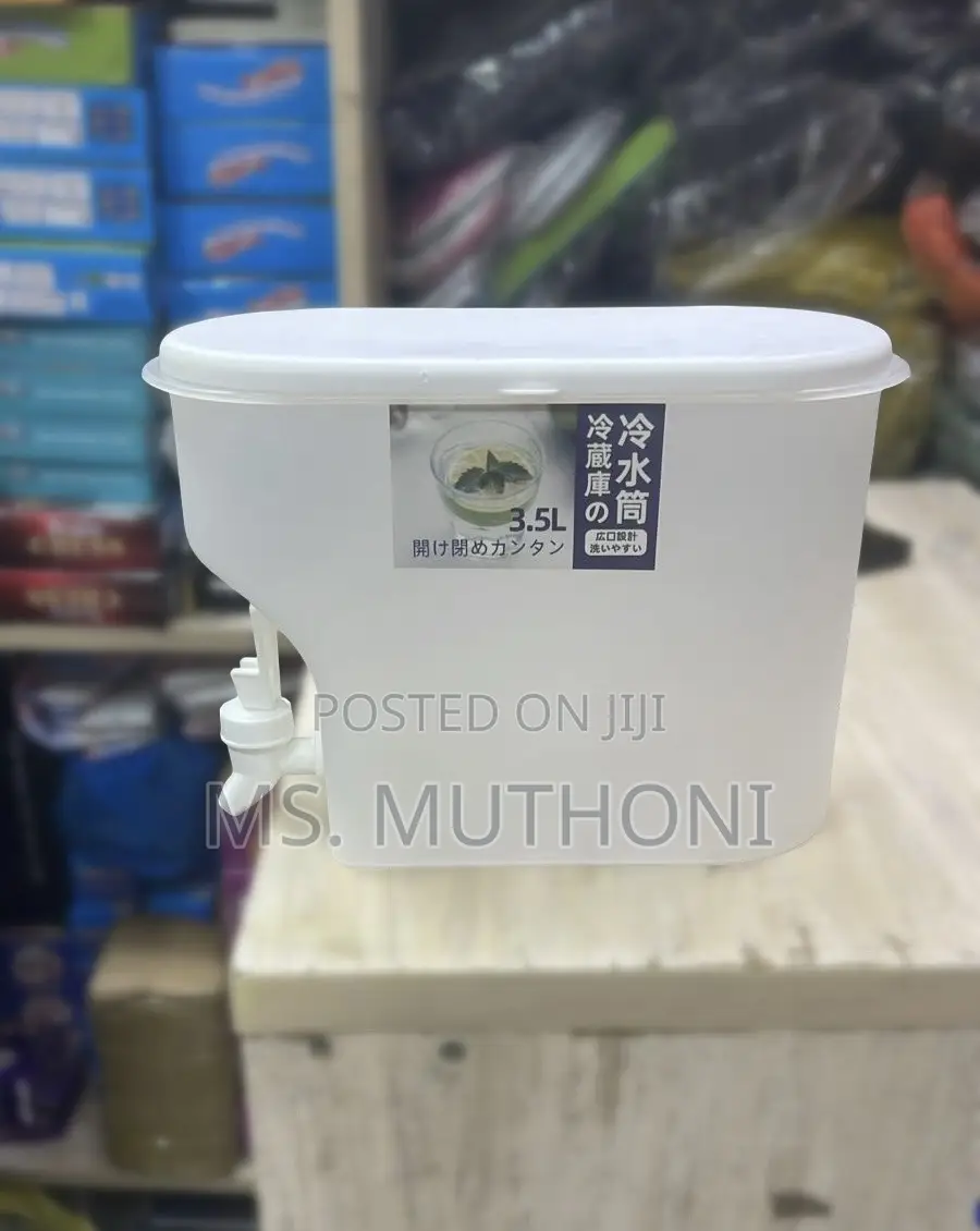 3.5-Liter Plastic Beverage Container