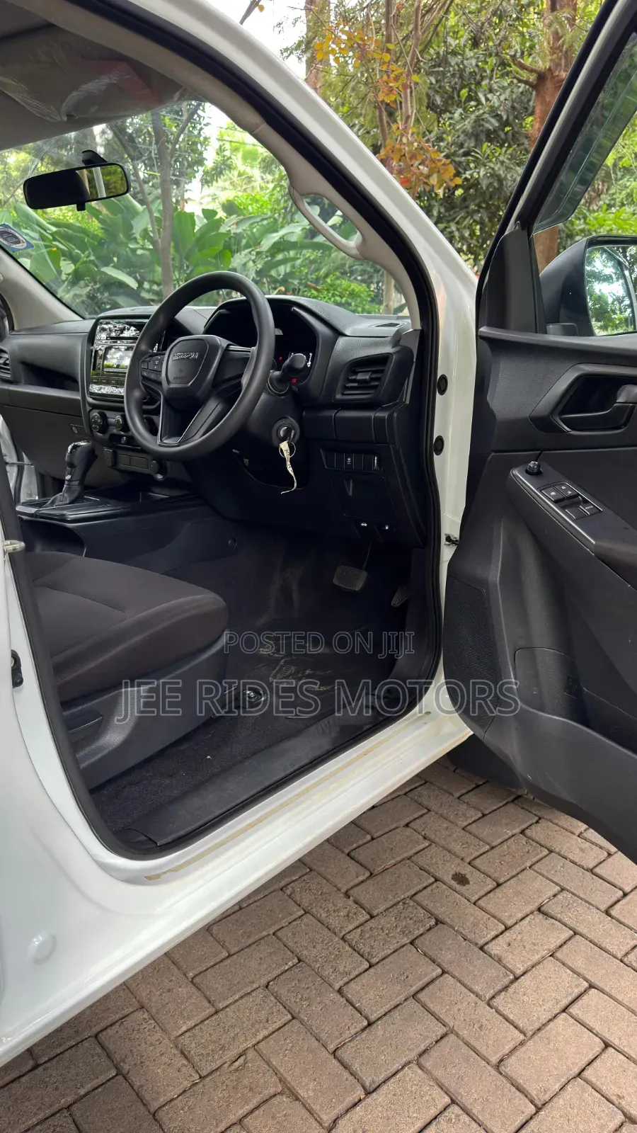 Isuzu D-MAX 2024 White