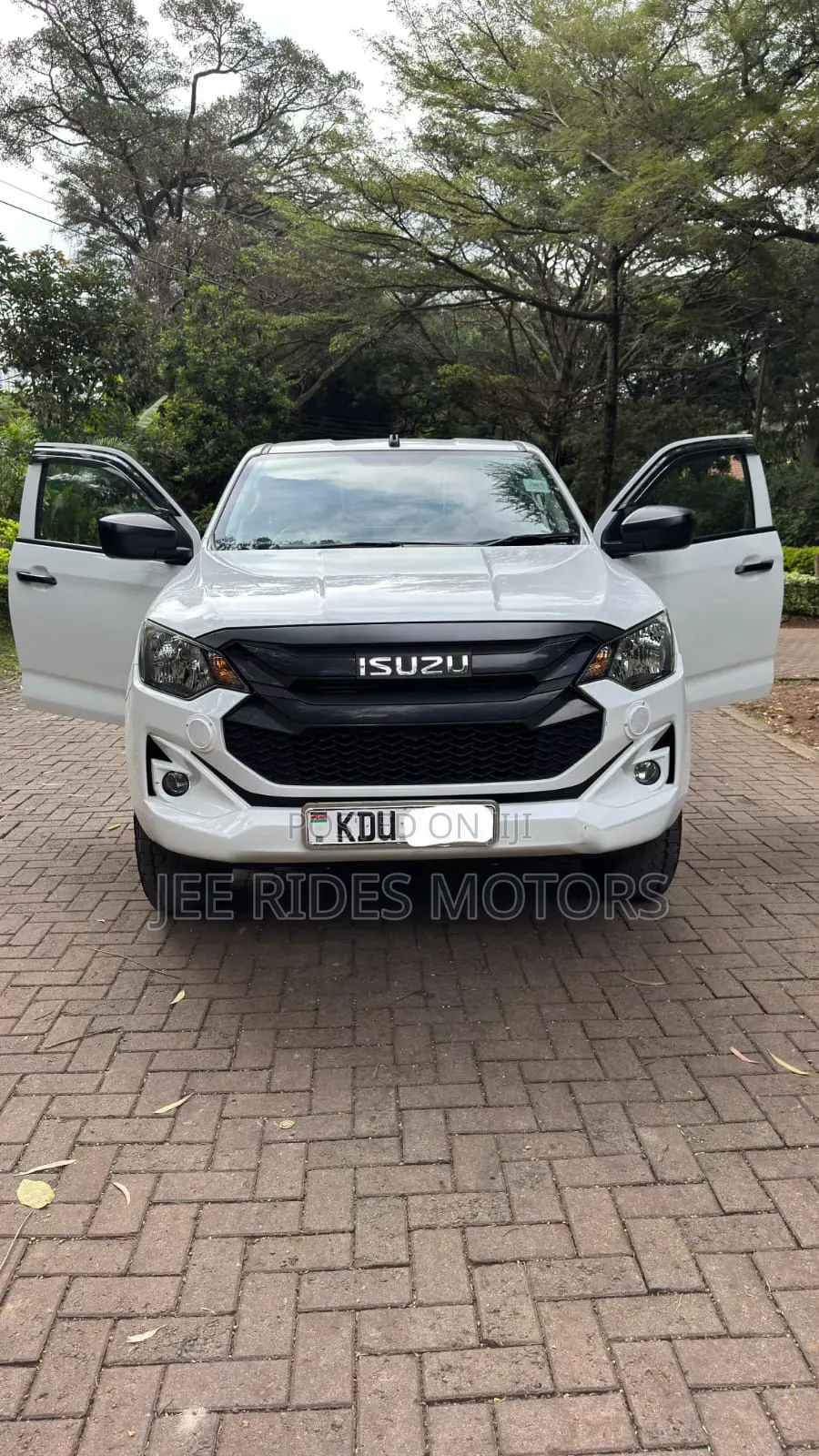 Isuzu D-MAX 2024 White