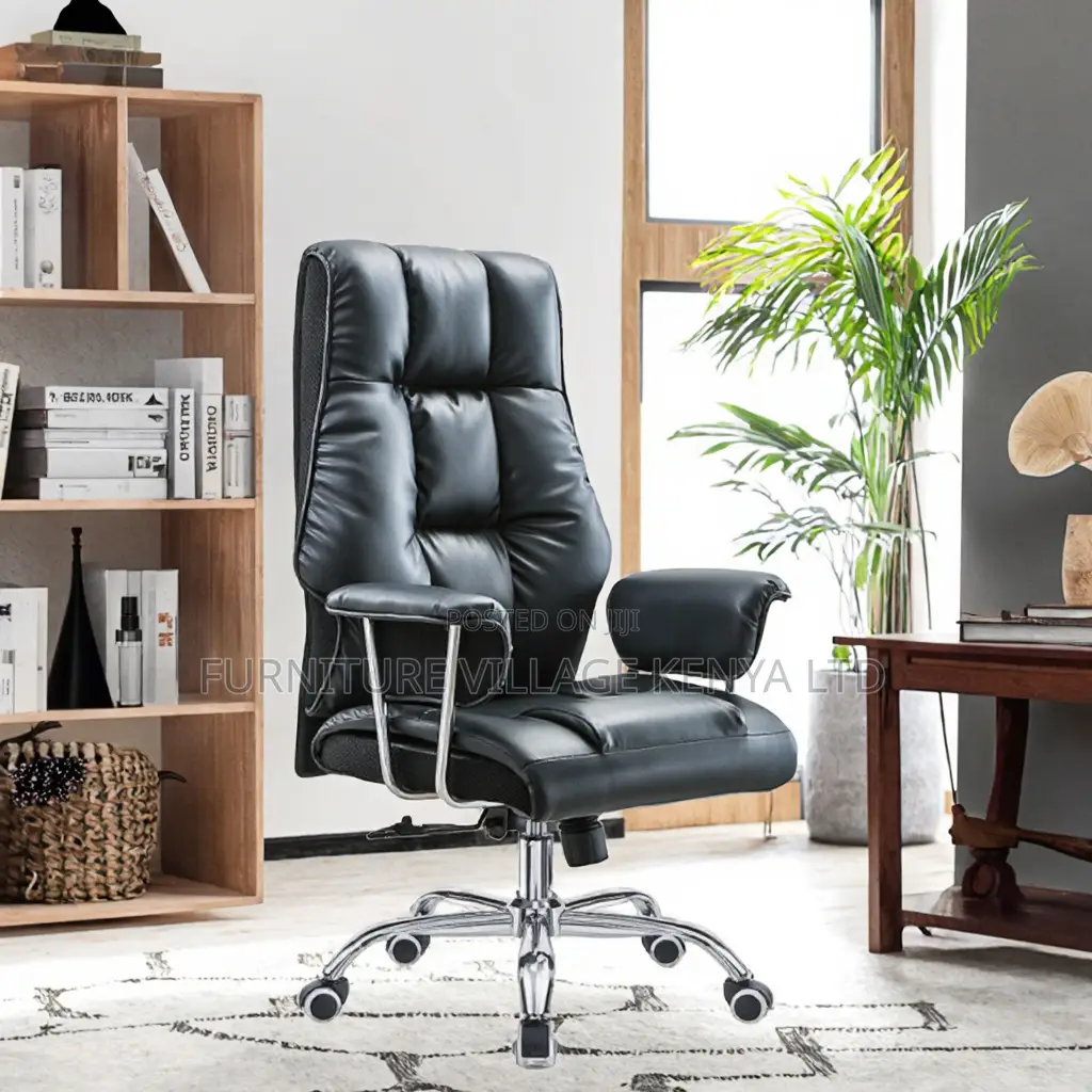 High-Leather Executive Swivel Office Chair