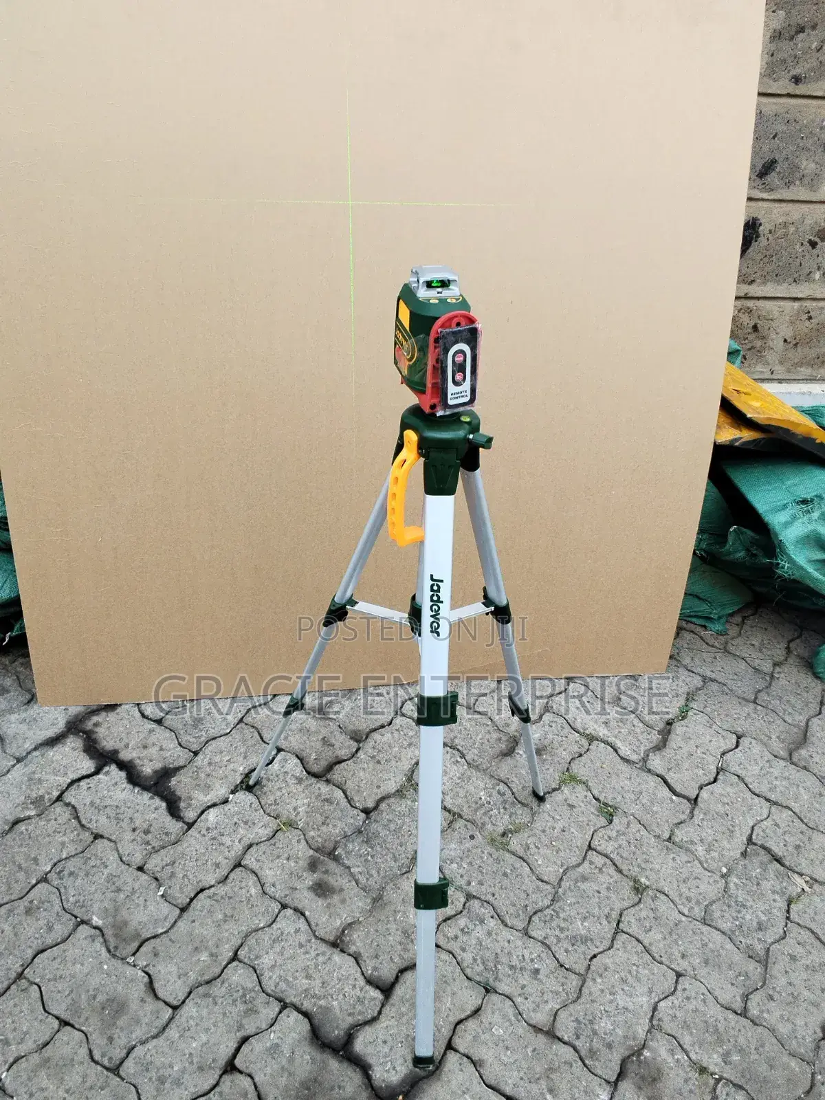 Laser Level With Tripod Stand