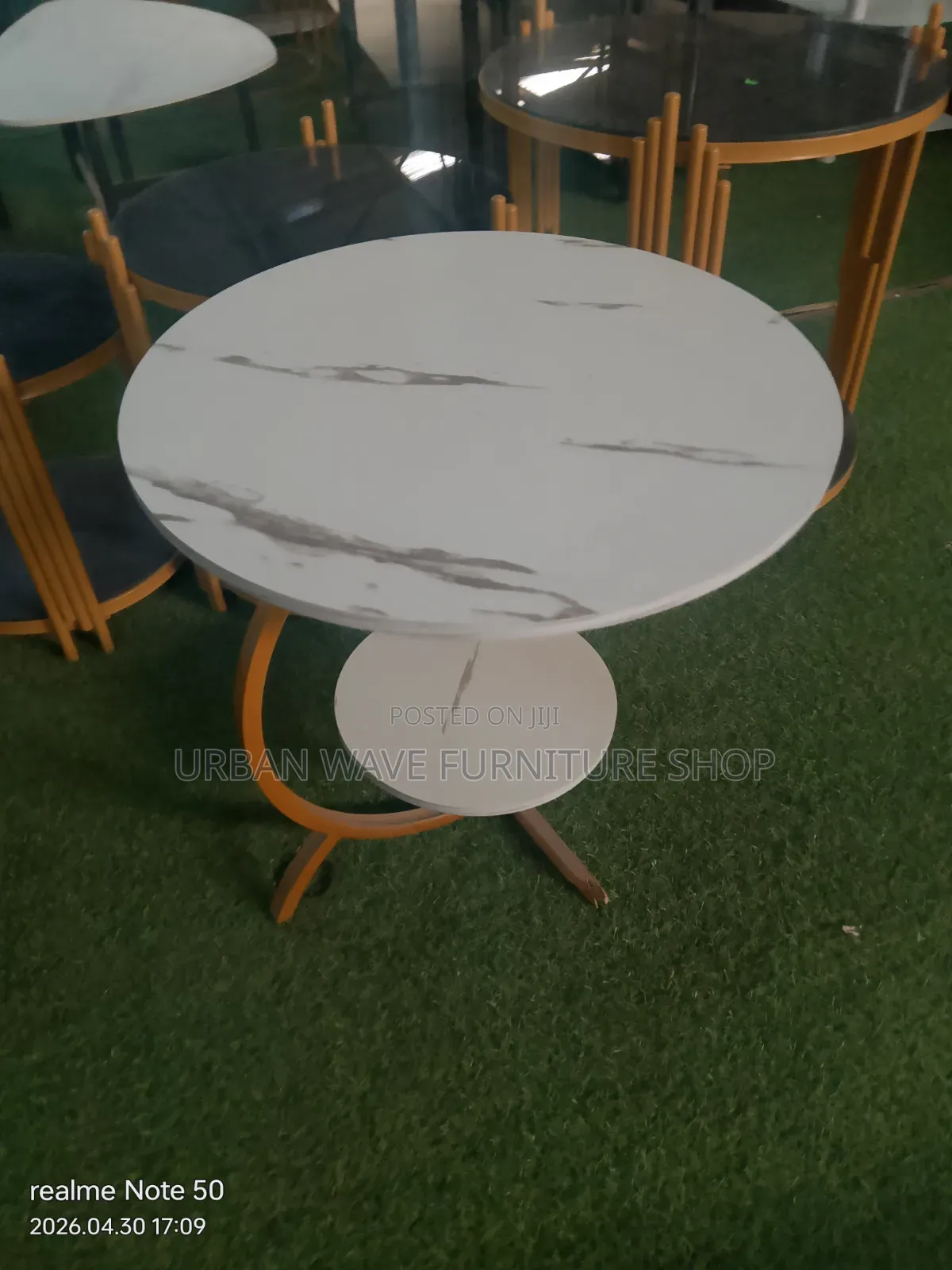 Flower  Round Table