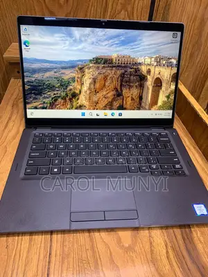 Laptop Dell Latitude 5300 16GB Intel Core i5 SSD 512GB