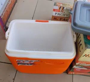 Pacific 32litres Cooler Box
