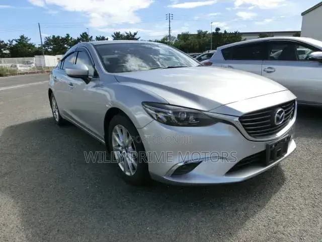 Mazda Atenza 2018 Silver