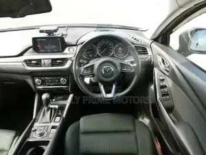 Mazda Atenza 2018 Silver