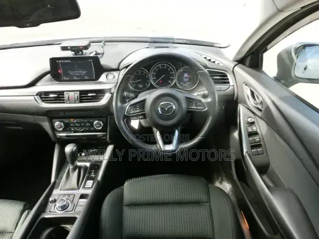 Mazda Atenza 2018 Silver