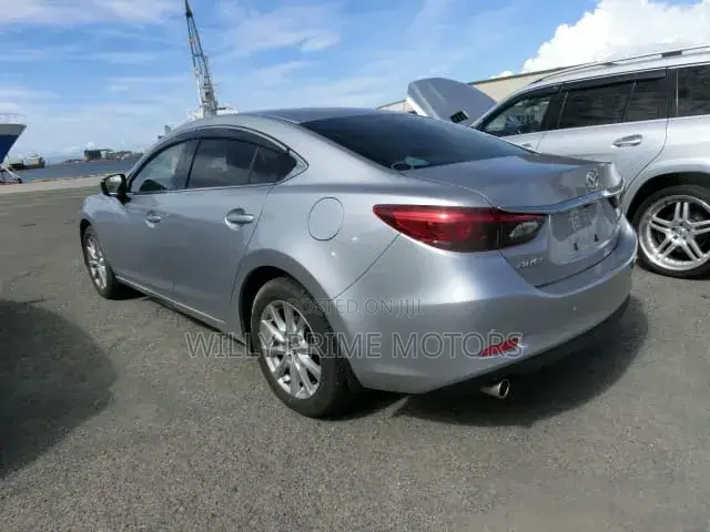 Mazda Atenza 2018 Silver