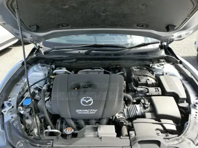 Mazda Atenza 2018 Silver