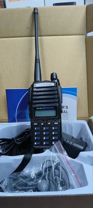 Baofeng Uv-82 Walkie Talkie – Dual Band Long Range Radio