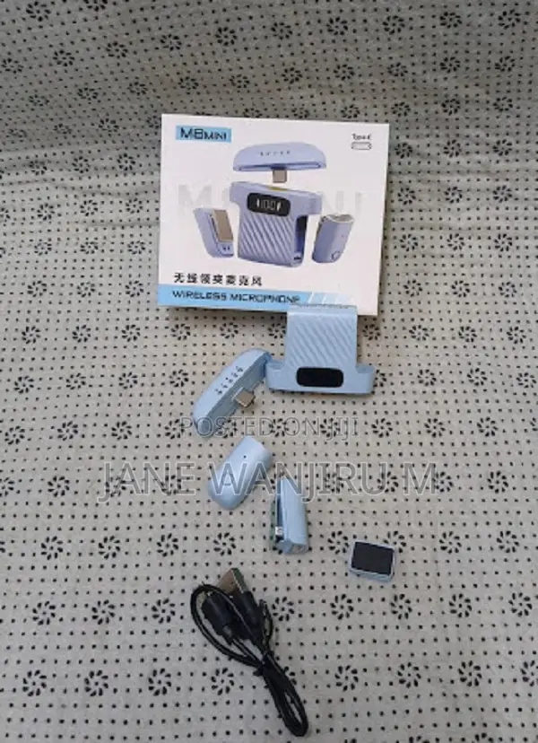 M8 Mini Wireless Microphone – Noise Reduction Mic