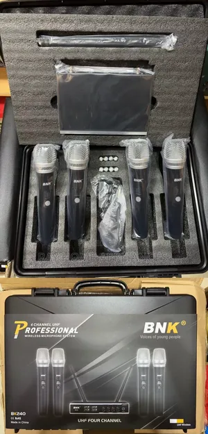 BNK Microphone Bk 240 *( 4 Mics in Smart Briefcase )