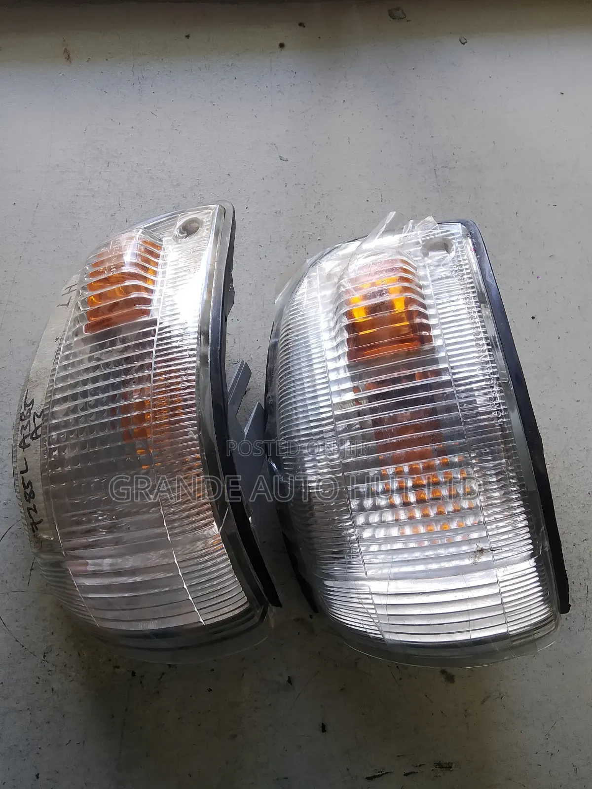 Indicator Lamp Left Hyundai H100