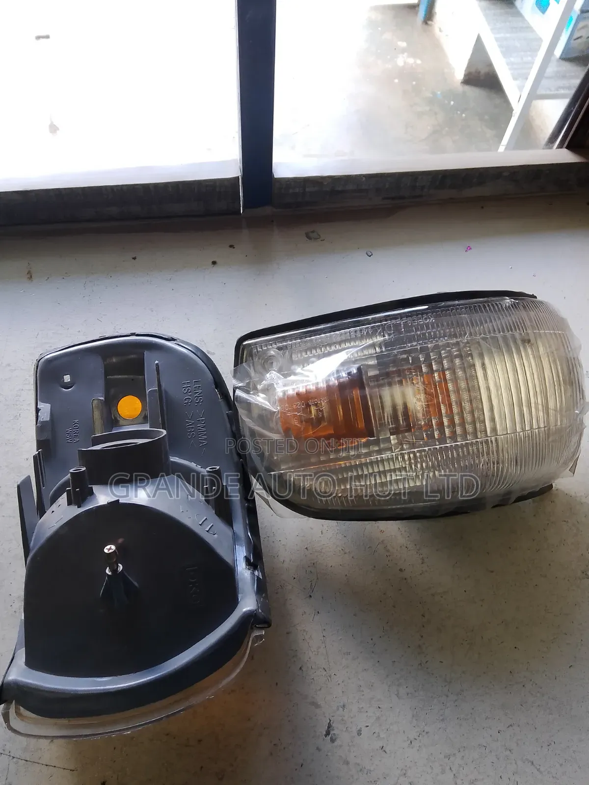 Indicator Lamp Left Hyundai H100