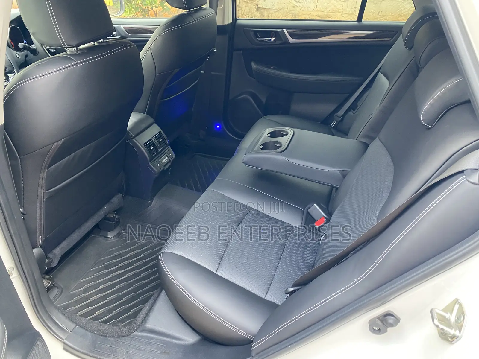 Subaru Outback 2.5i Premium AWD 2018 White