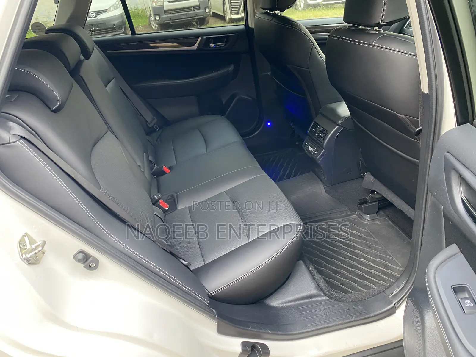 Subaru Outback 2.5i Premium AWD 2018 White