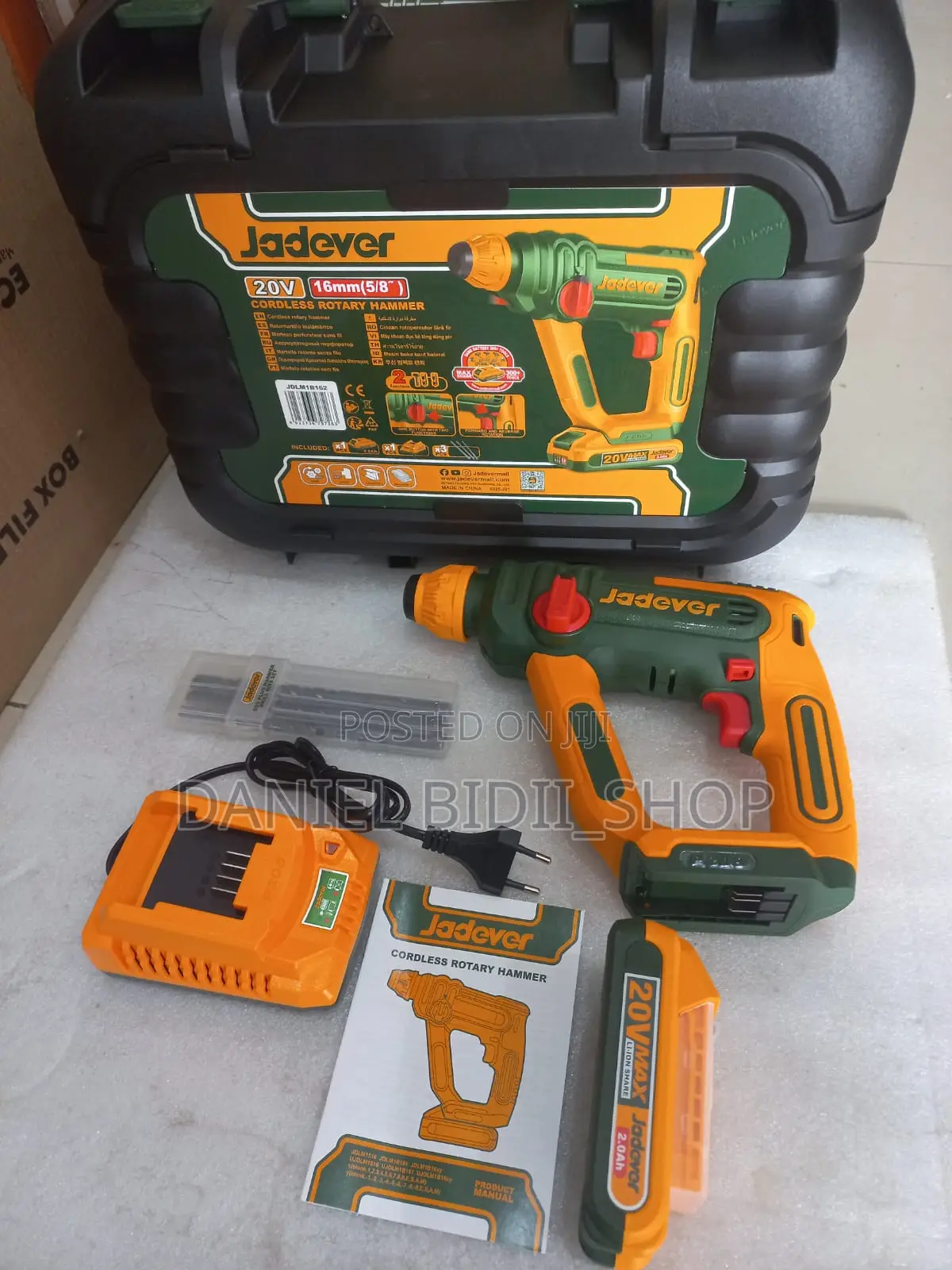 Cordless Rotary Hammer
Brushless Motor
SDS Plus Chuck System