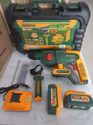 Cordless Rotary Hammer
Brushless Motor
SDS Plus Chuck System