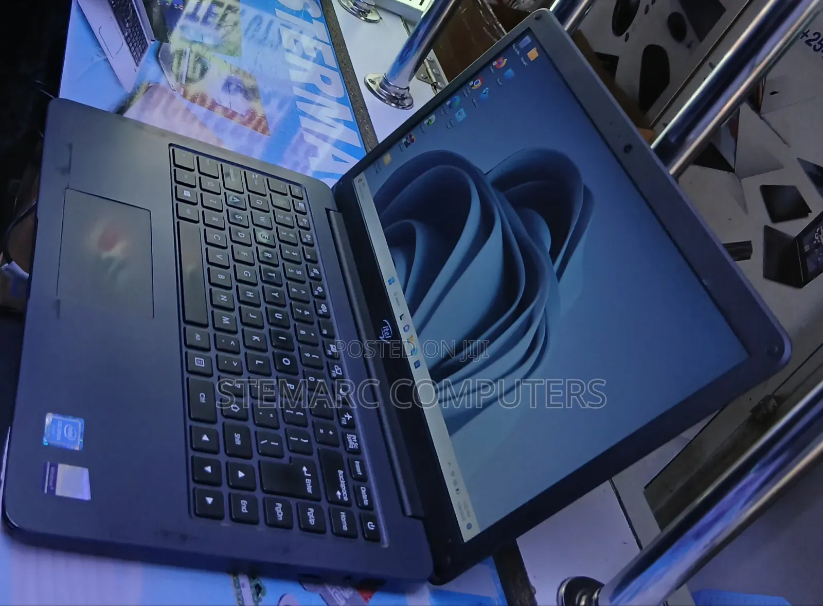 Laptop Itel Able 1 4GB Intel Celeron SSD 32GB