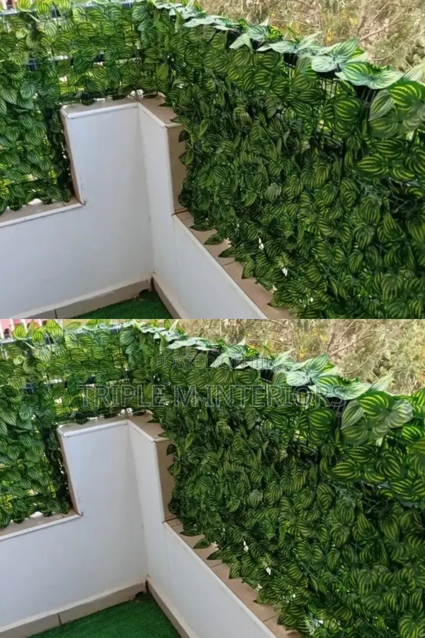 Modern Faux Leaf Screen | Elegant Balcony Protection