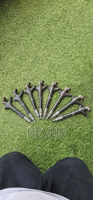 Fuel Injector Nozzles 1vd Engine Piezo V8
