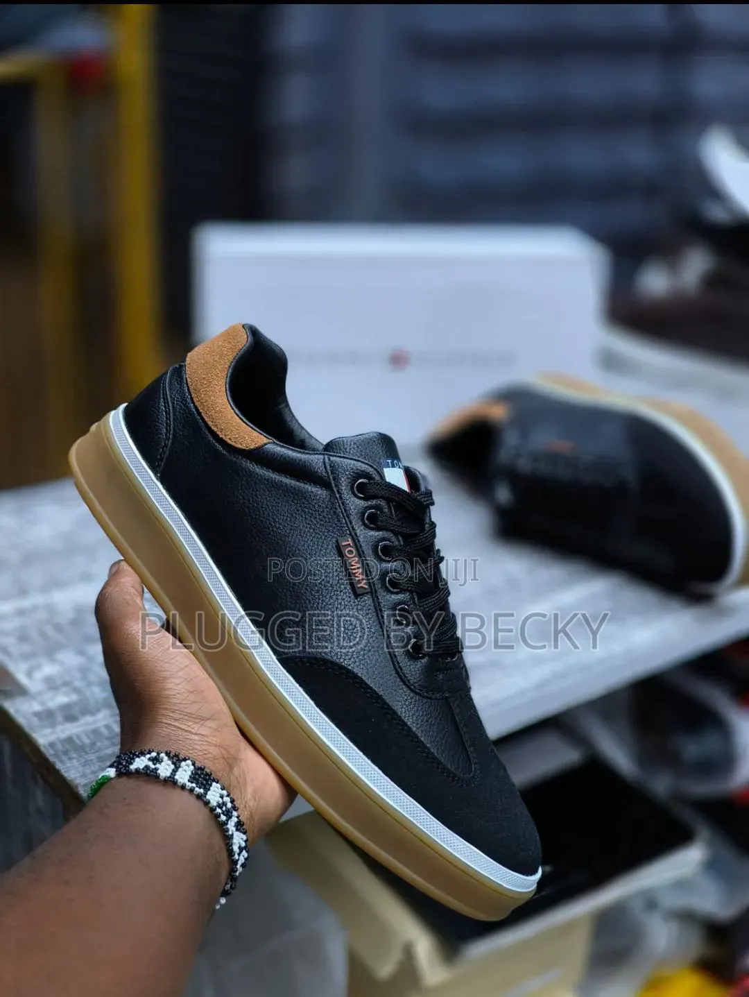 Tommy, Leather