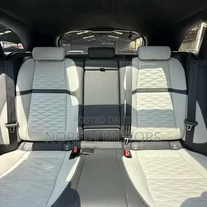 Land Rover Range Rover Velar 2019 Teal