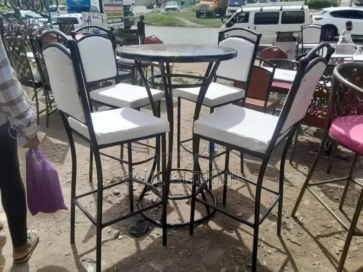 High White Restraunt Set