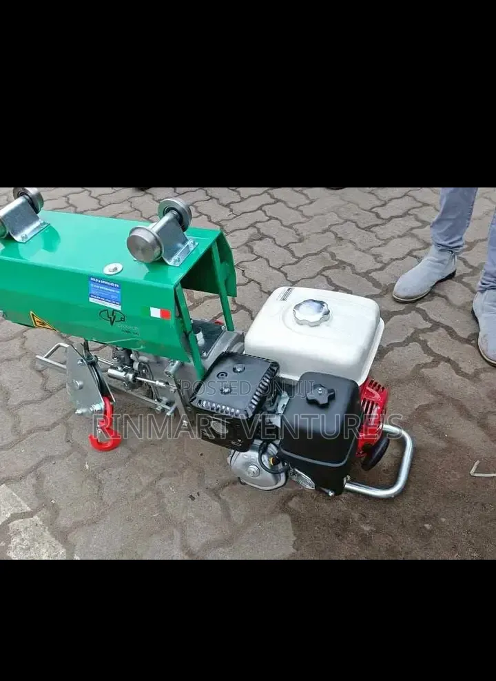 Construction Hoist Machine