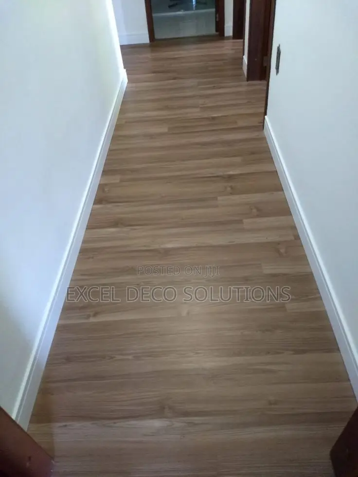 SPC Flooring With Durable Scratch Resistant Surface