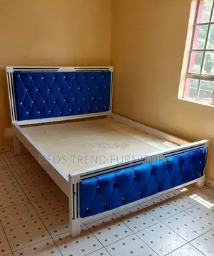 Stylish Blue 5 by 6 Mocket Bed.