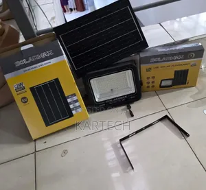 Solarmax 200w Waterproof Solar Floodlight With Panel