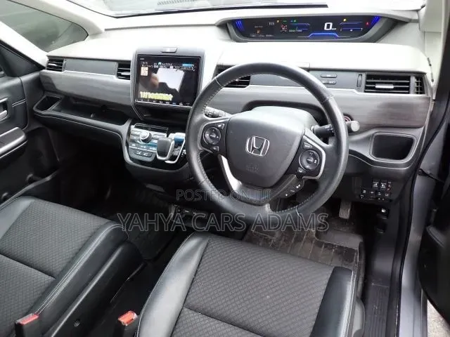 Honda Freed 2019 Silver