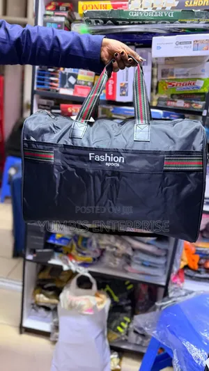 Fashion Sports Duffle Bags at 1200