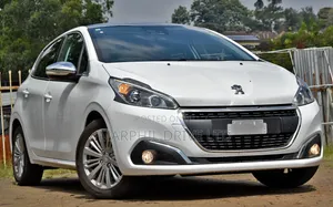 Peugeot 208 2019 White