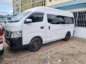 Nissan Caravan (Urvan) 2018 White