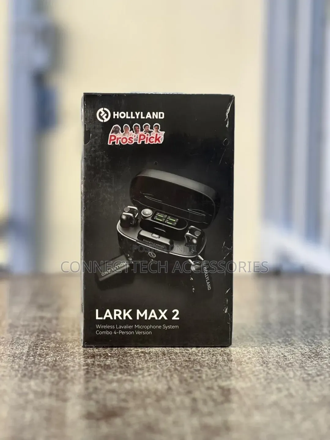 Hollyland Lark Max 2 Wireless Lavalier Microphone System.