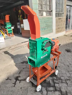 Engine Powered Feed Chopper/ Chaff Cutter