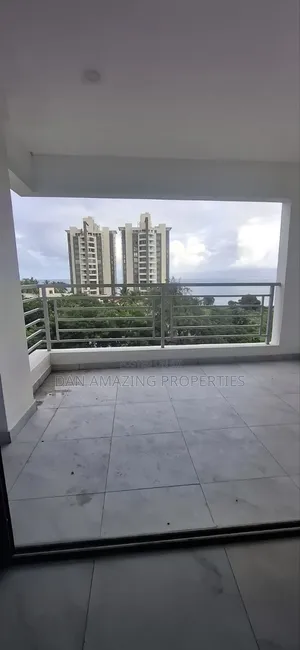3bdrm Penthouse in Nyali for sale