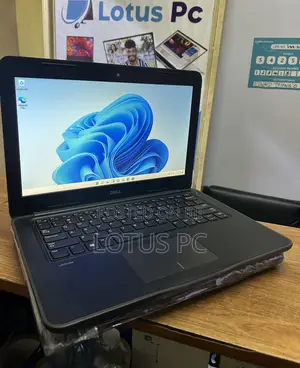 Laptop Dell Latitude 13 3380 8GB Intel Core i3 SSD 128GB