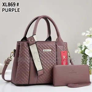 Ribbed Official Handbag