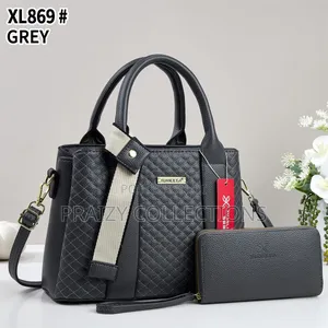 Ribbed Official Handbag