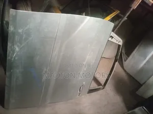 Toyota Alphard Front Door 2006