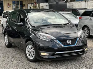 Nissan Note 1.2 Hybrid 2019 Black