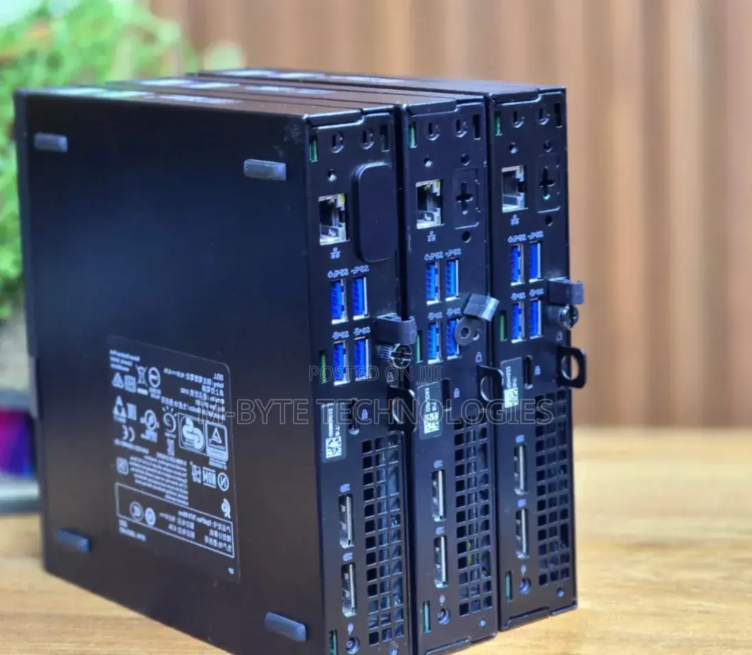 Desktop Computer Dell OptiPlex 7060 8GB Intel Core i5 SSD 256GB