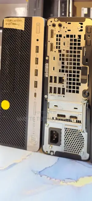 Desktop Computer HP 8GB AMD Ryzen 5 SSD 256GB